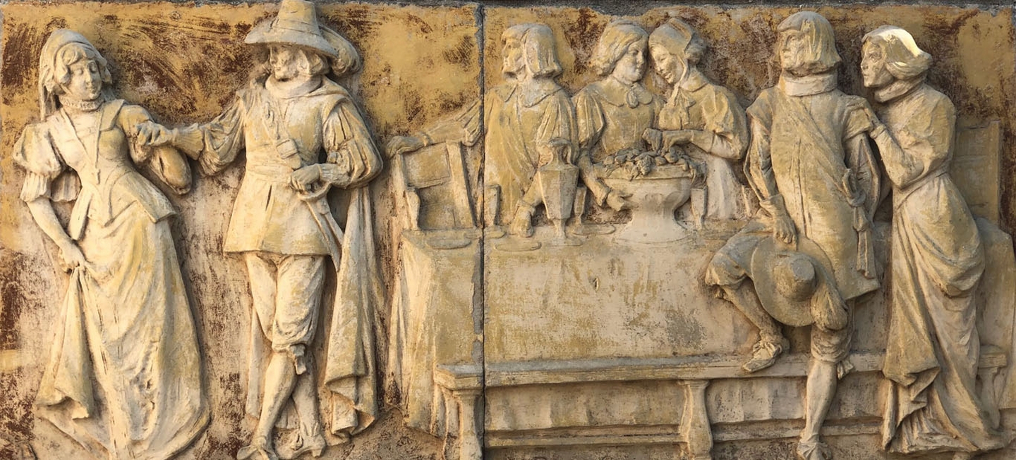 Relief Sculpture (1440 pixels)